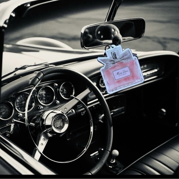 NWOT Miss Dior Car Air Freshener for car - Picture 2 of 5